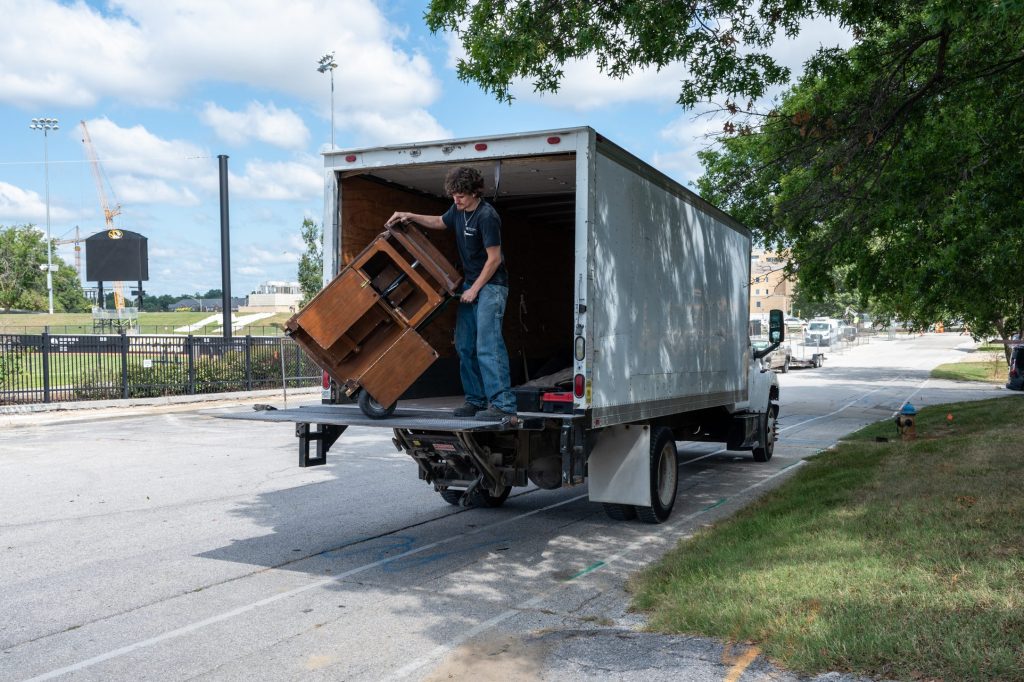 Campus Movers